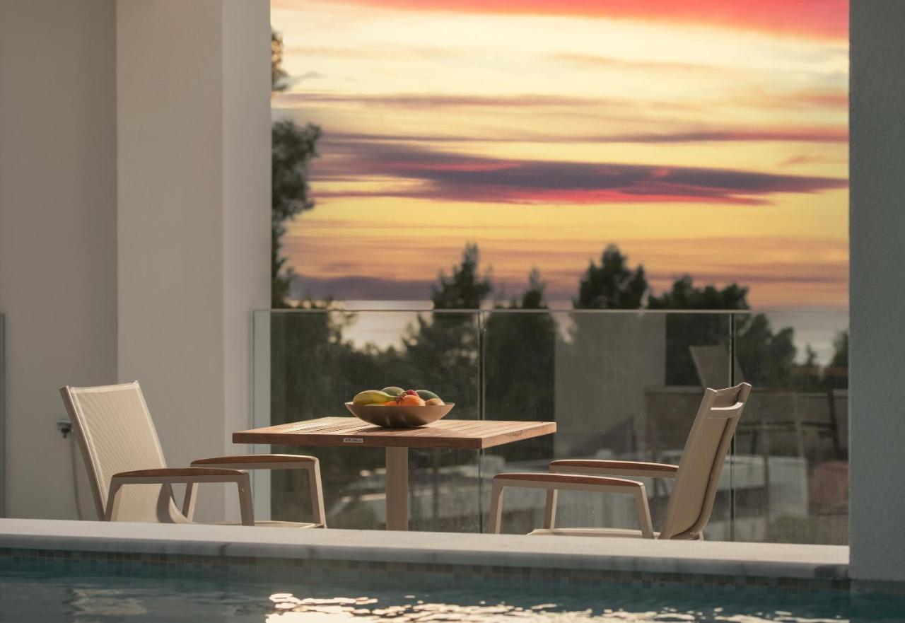 Nikiti Botanic Pool Suites Εξωτερικό φωτογραφία