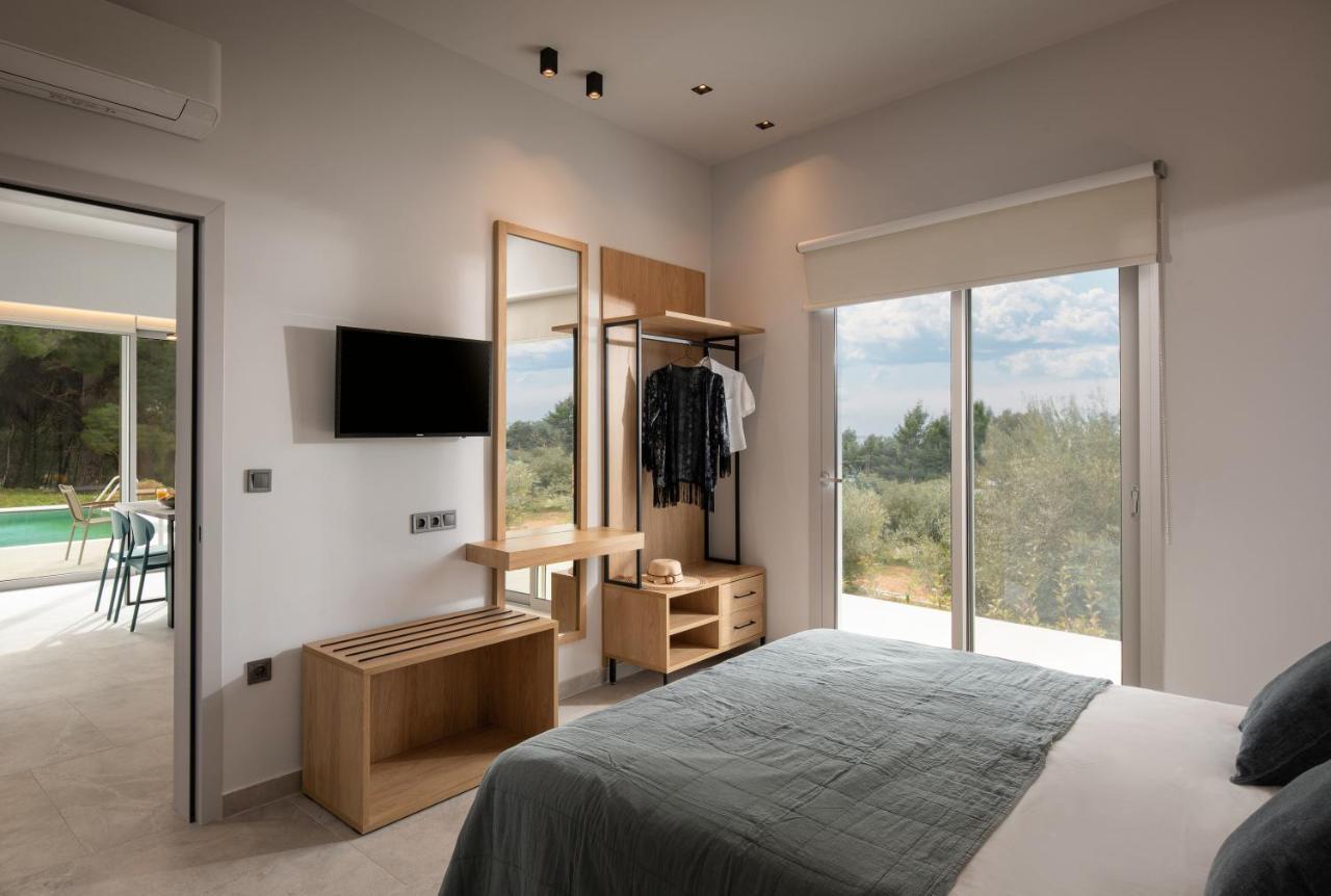 Nikiti Botanic Pool Suites Εξωτερικό φωτογραφία